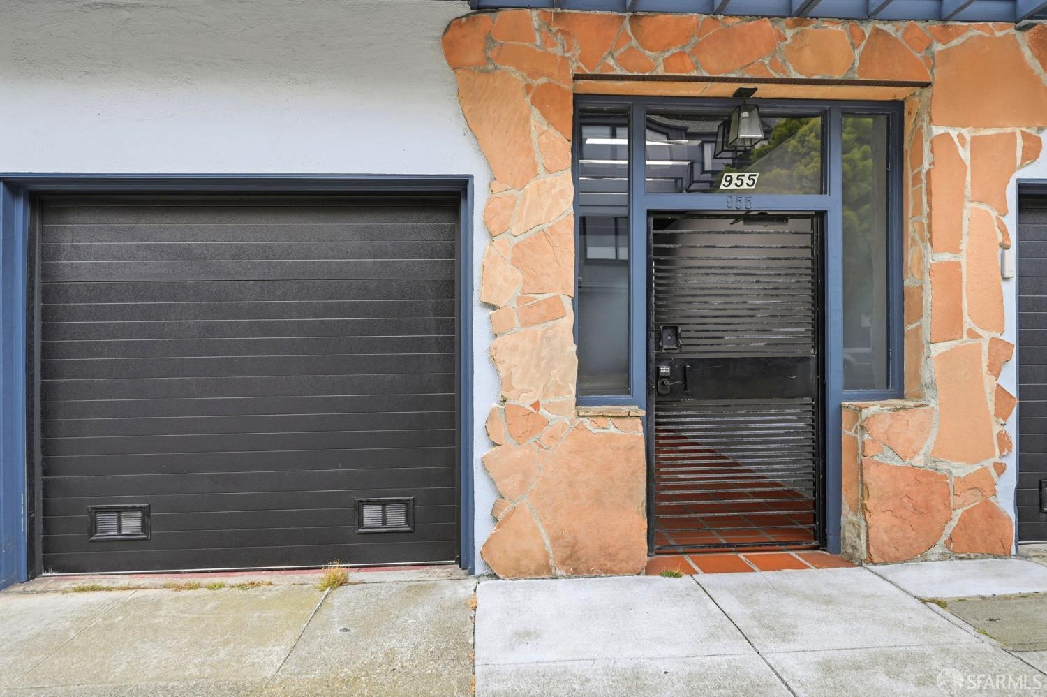 955 Corbett Avenue # 6