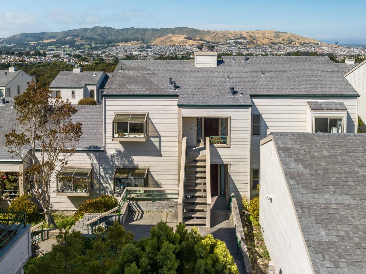 55 Appian Way Unit: C