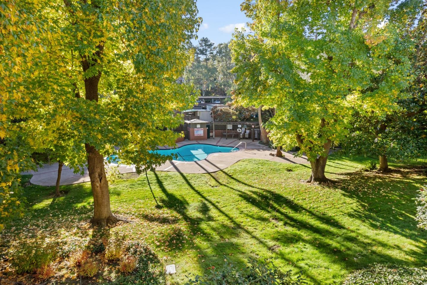 6247 Shelter Creek Lane