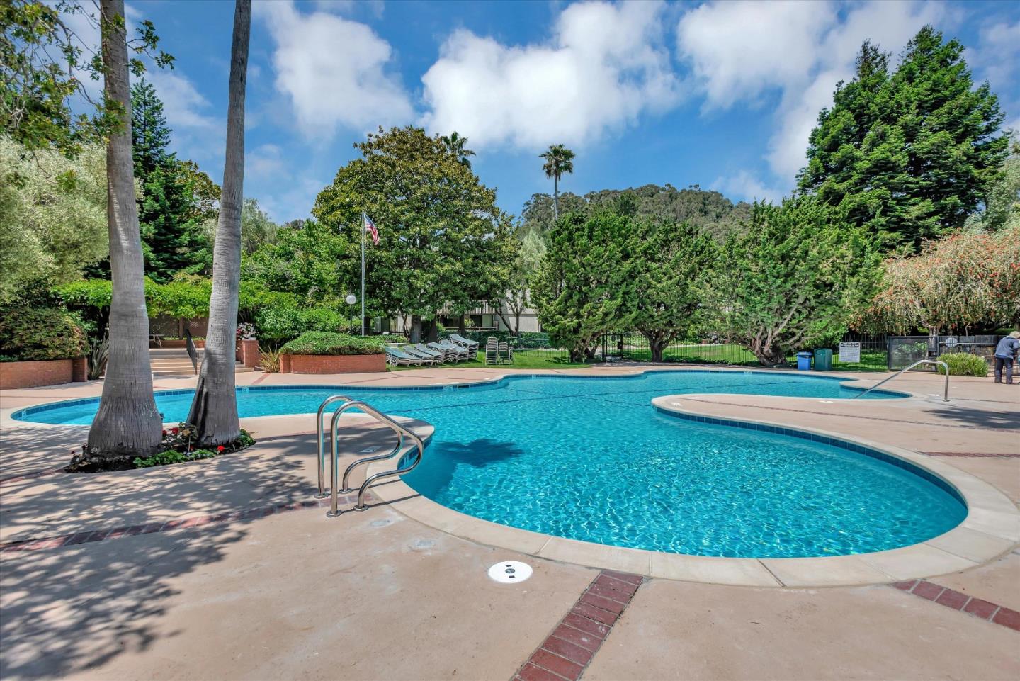 6348 Shelter Creek LN