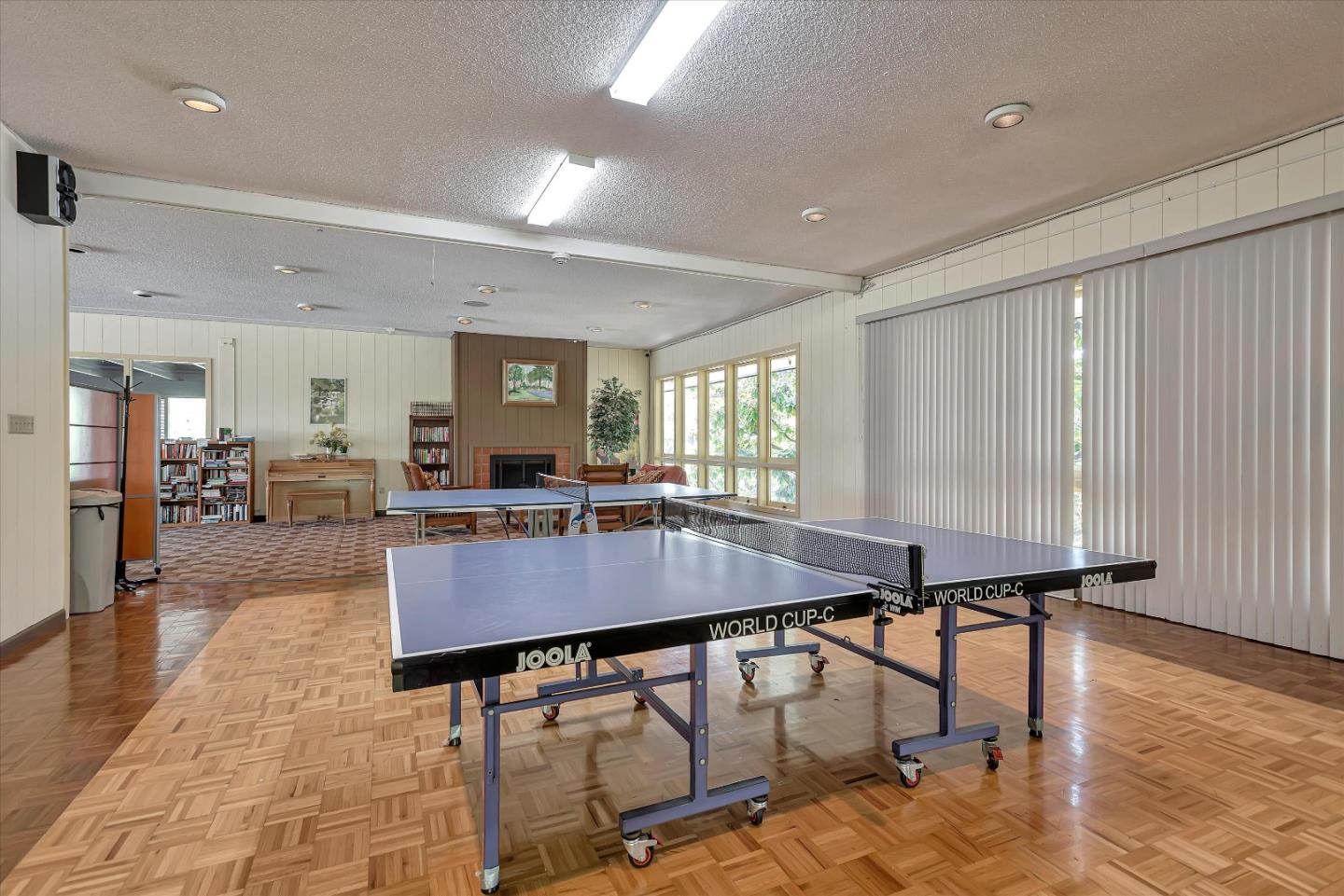 6348 Shelter Creek LN