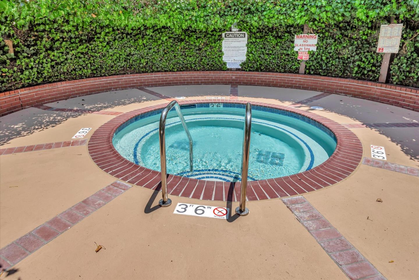 6348 Shelter Creek LN