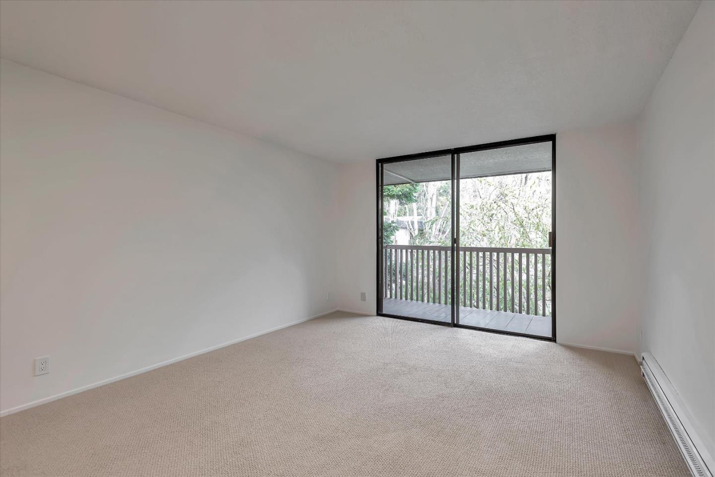 6348 Shelter Creek LN