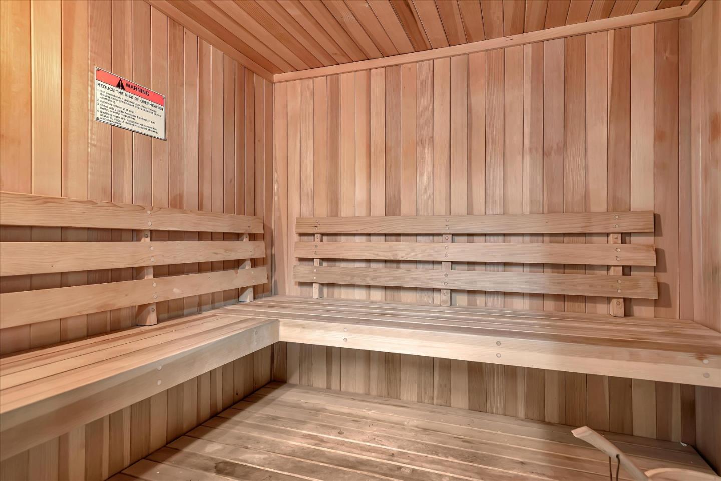 6348 Shelter Creek LN