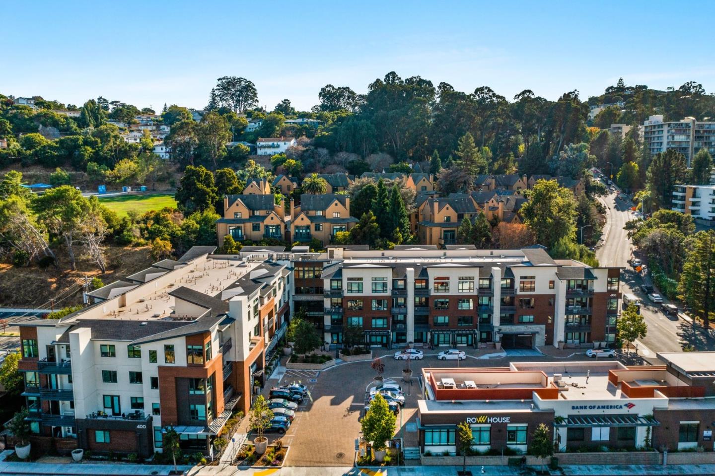 400 El Camino Real 402