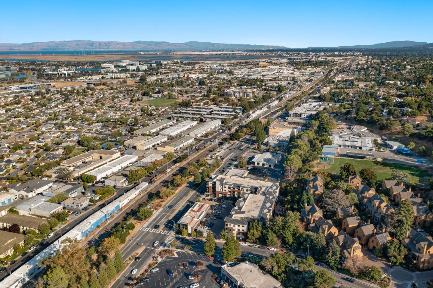 400 El Camino Real 402