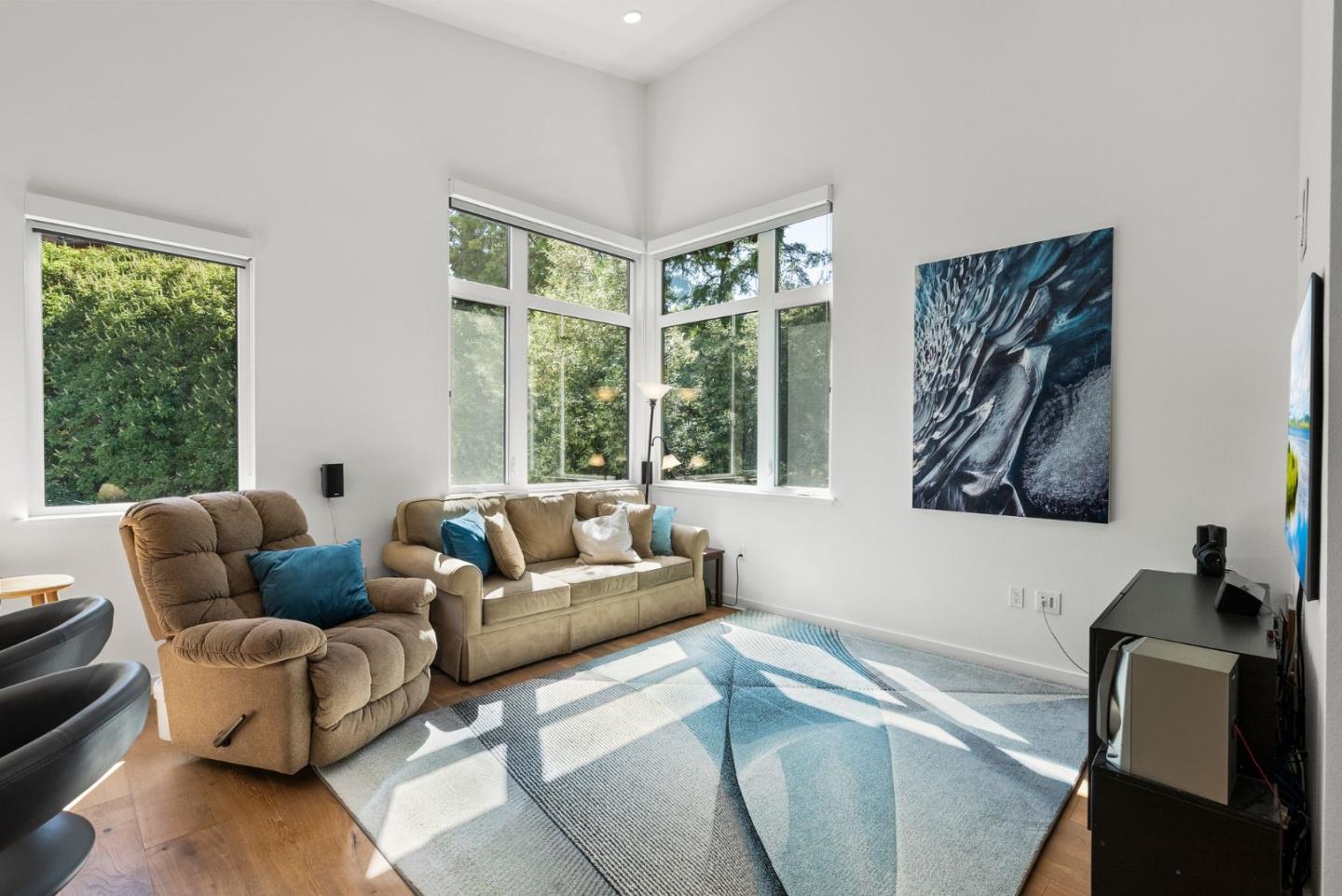 400 El Camino Real 402