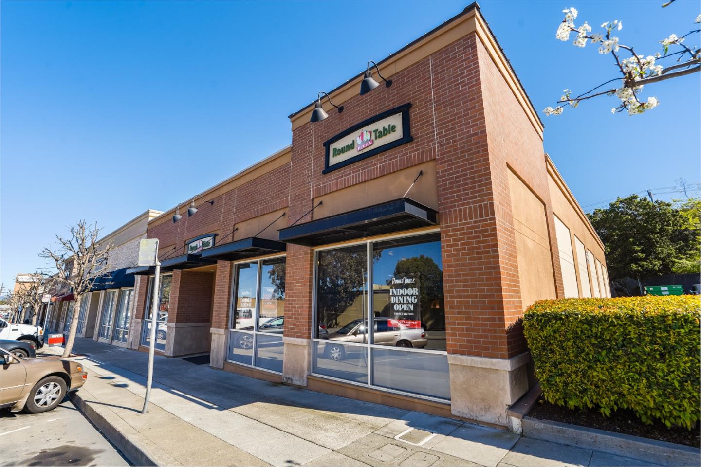 400 El Camino Real 402