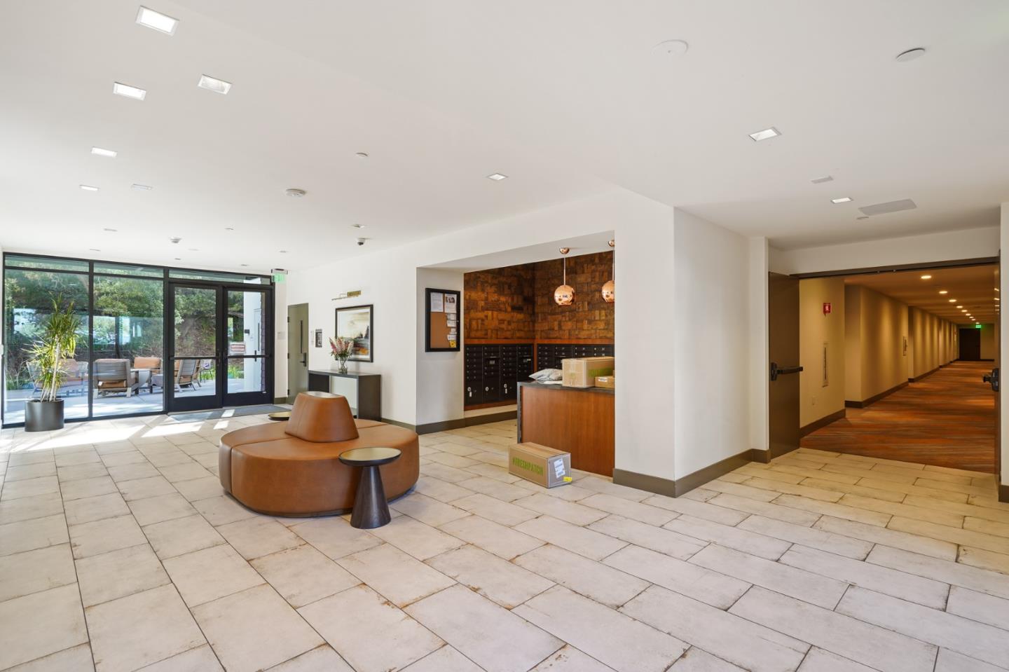 400 El Camino Real 402