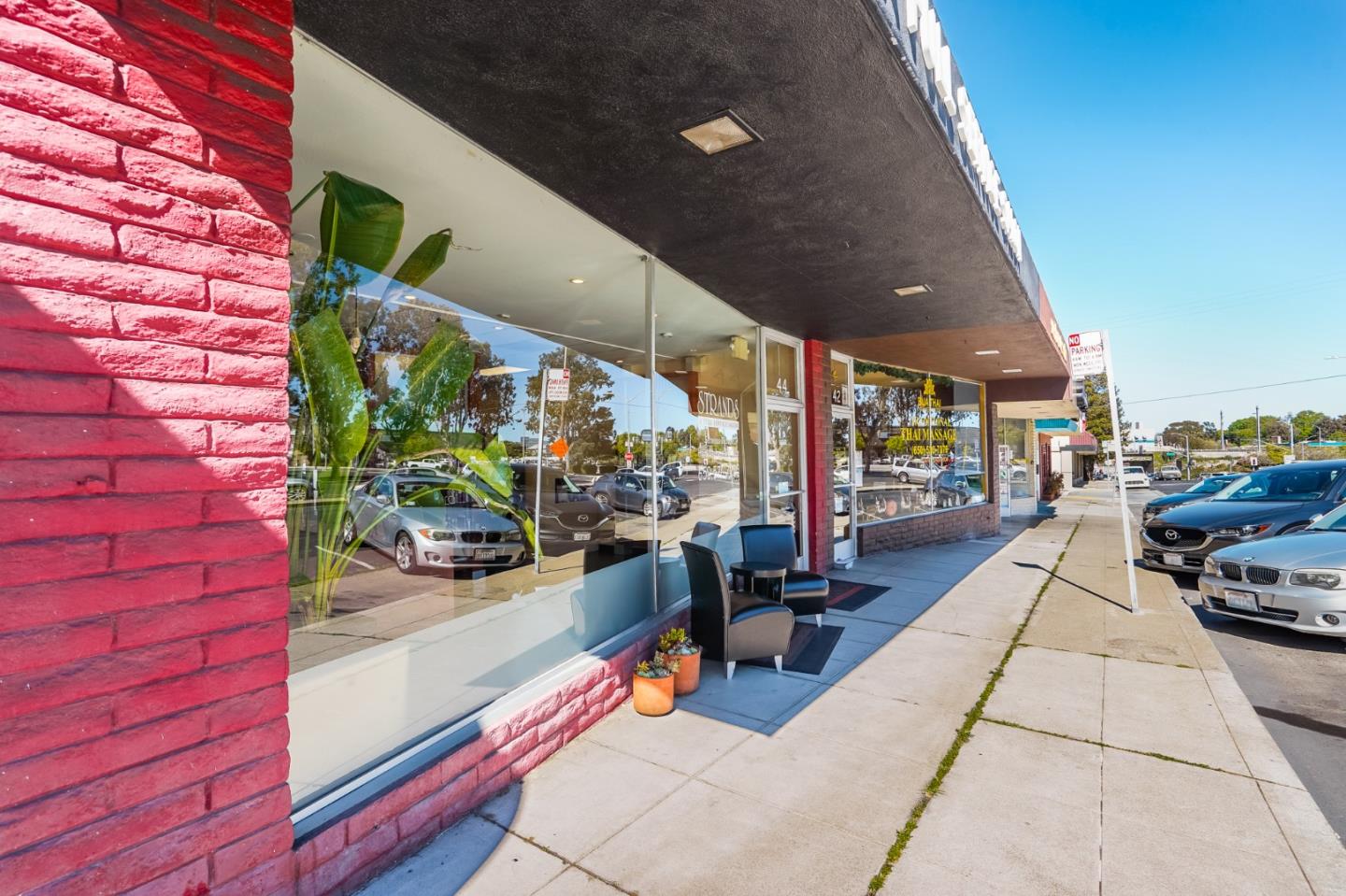 400 El Camino Real 402