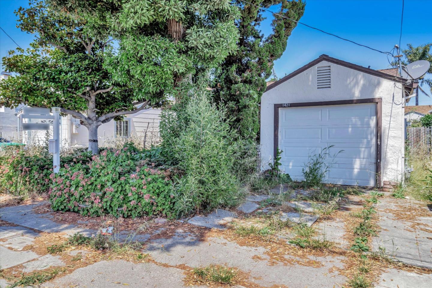 1421 156th AVE
