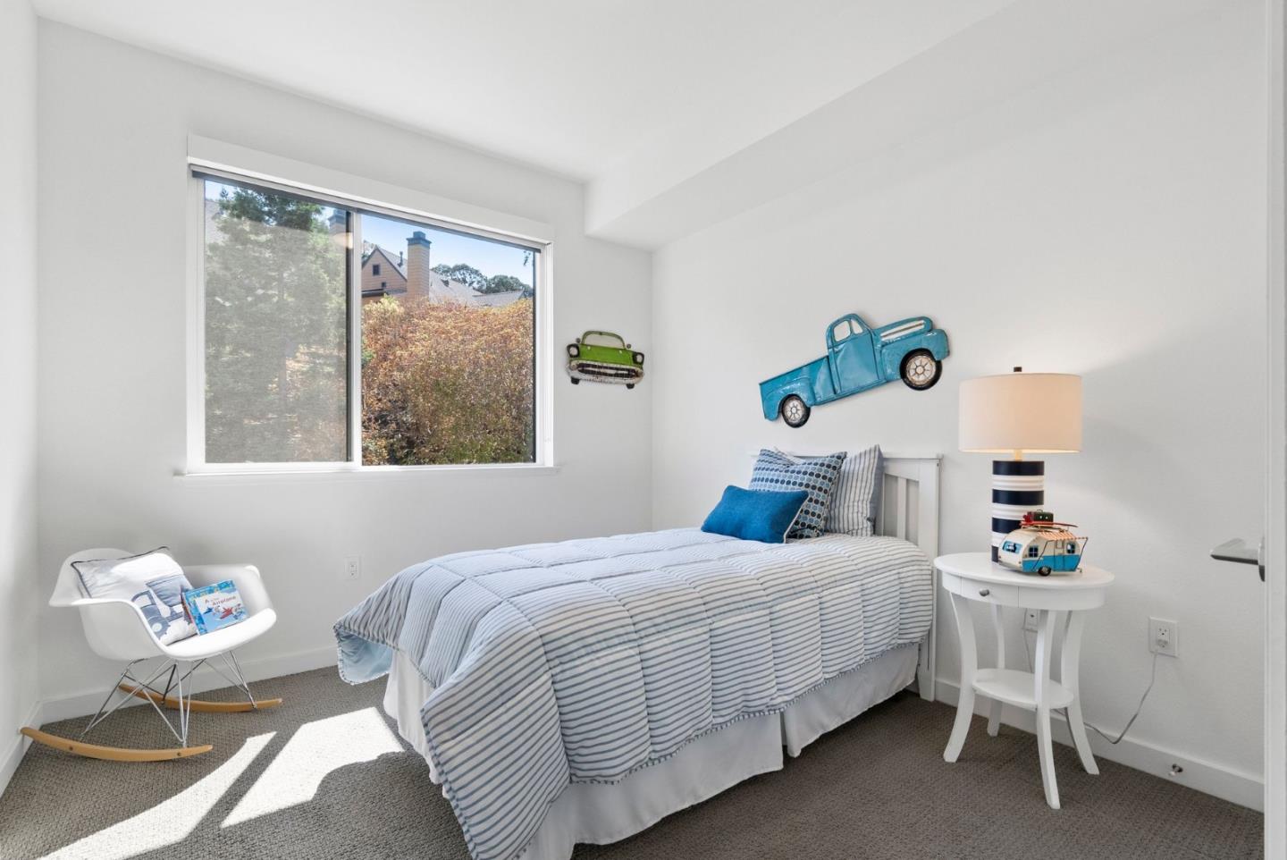 400 El Camino Real 402
