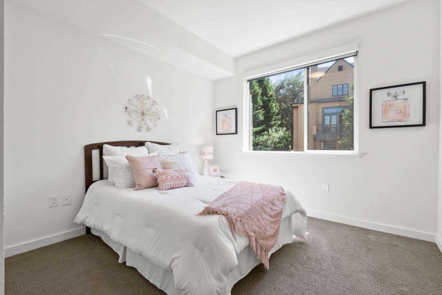 400 El Camino Real 402