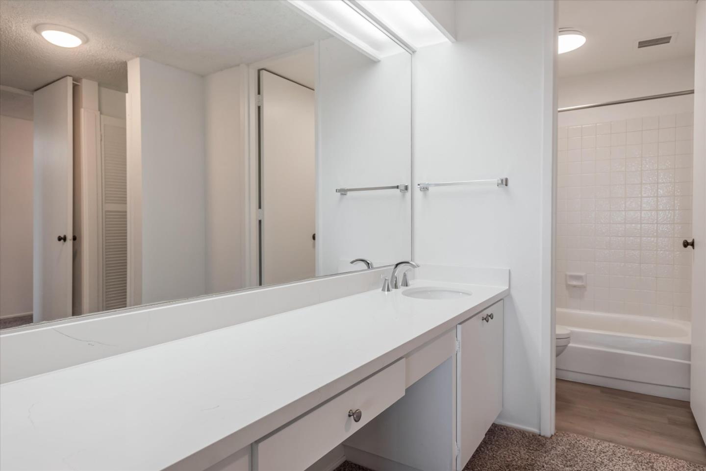 2331 Shelter Creek LN