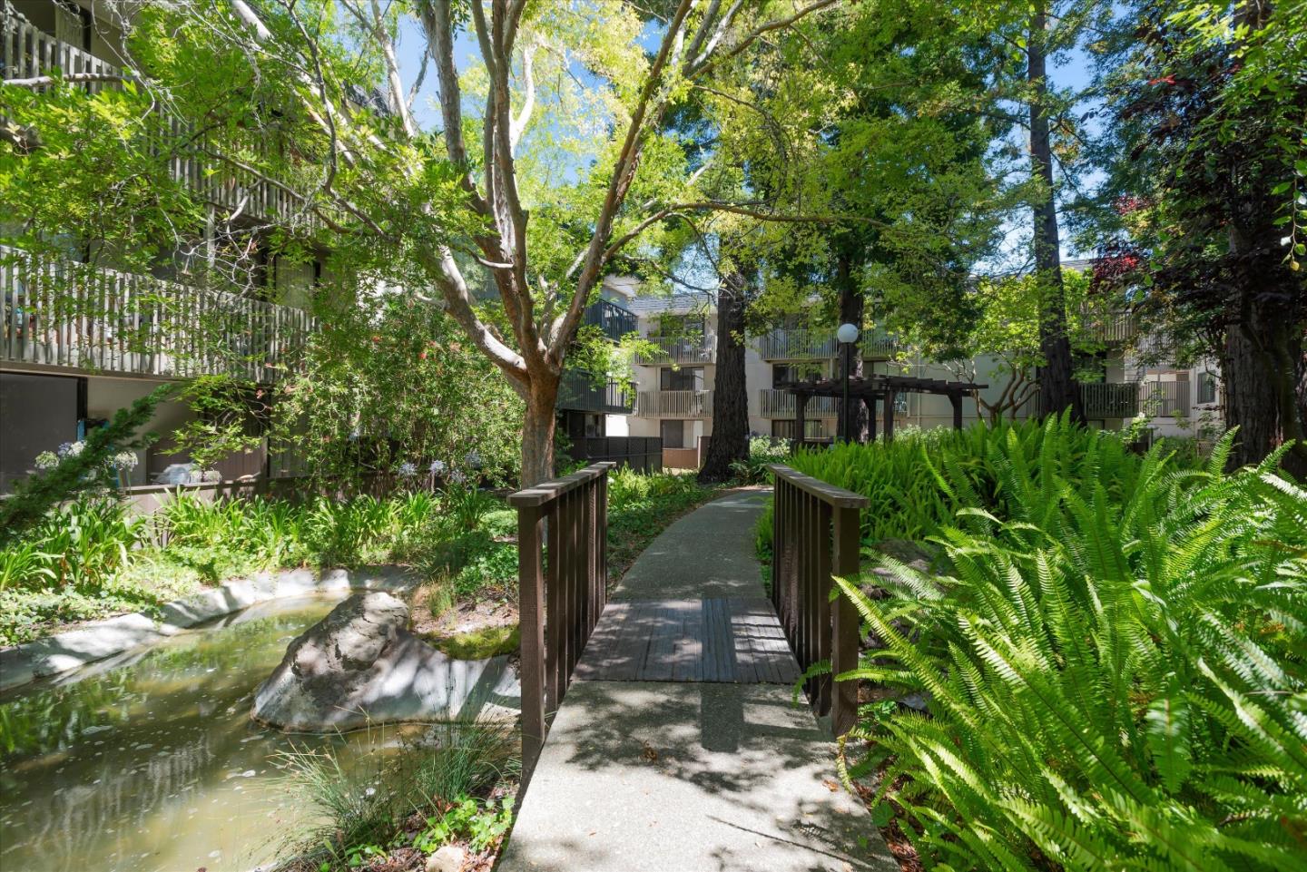 2331 Shelter Creek LN