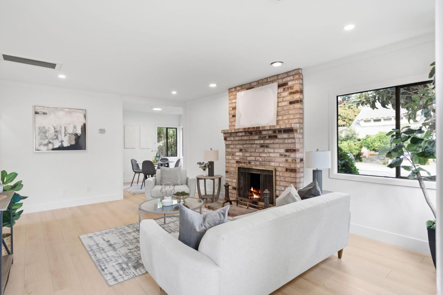151 Dutton AVE