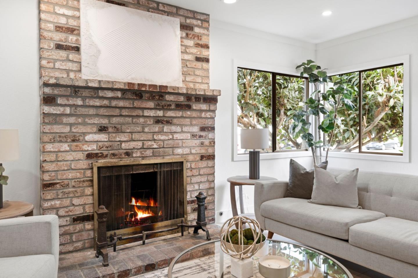 151 Dutton AVE