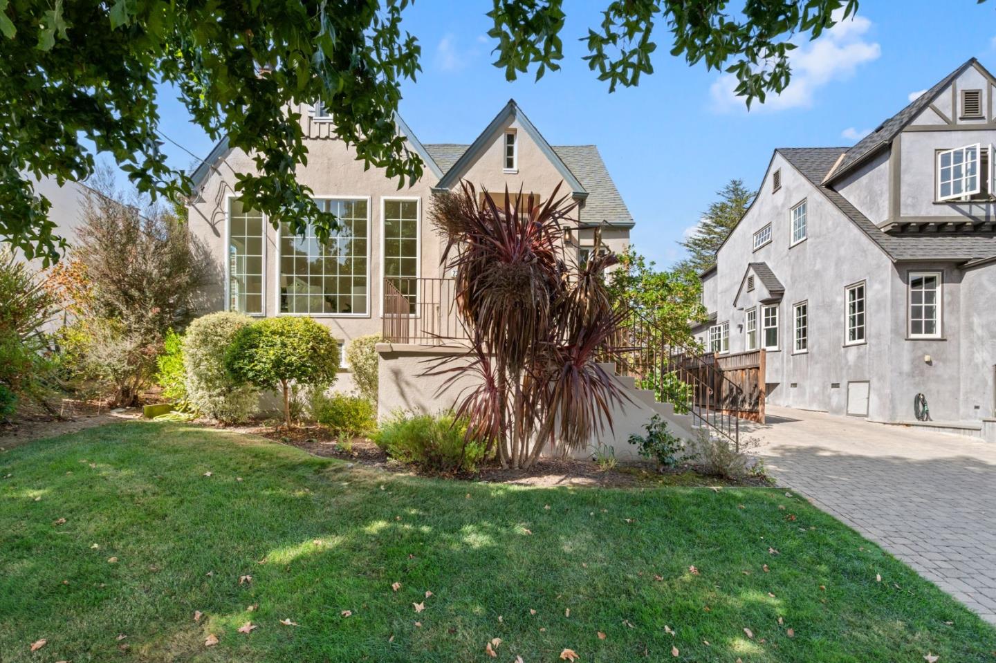 2350 Hale DR