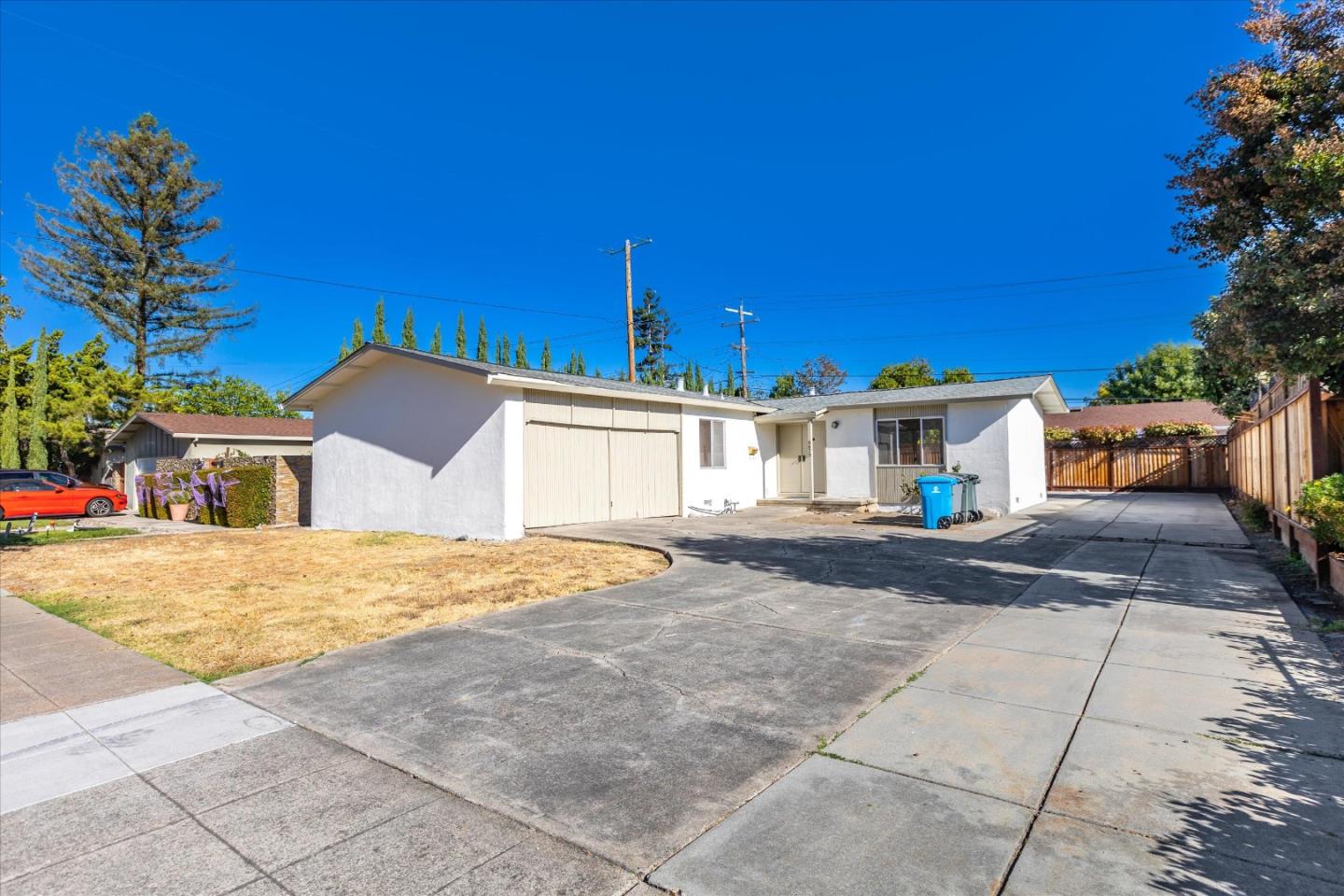 6675 Clifford DR