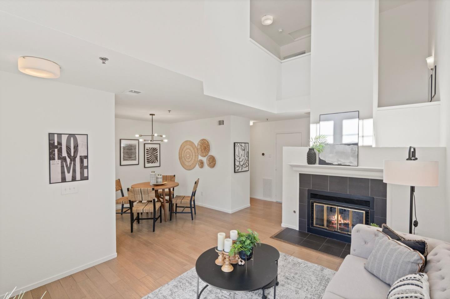 1620 Graystone LN