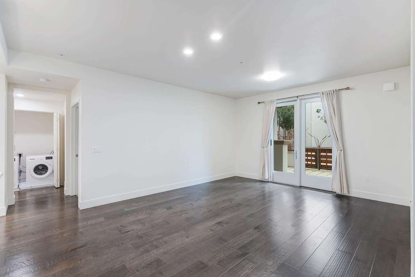 657 Walnut ST 339