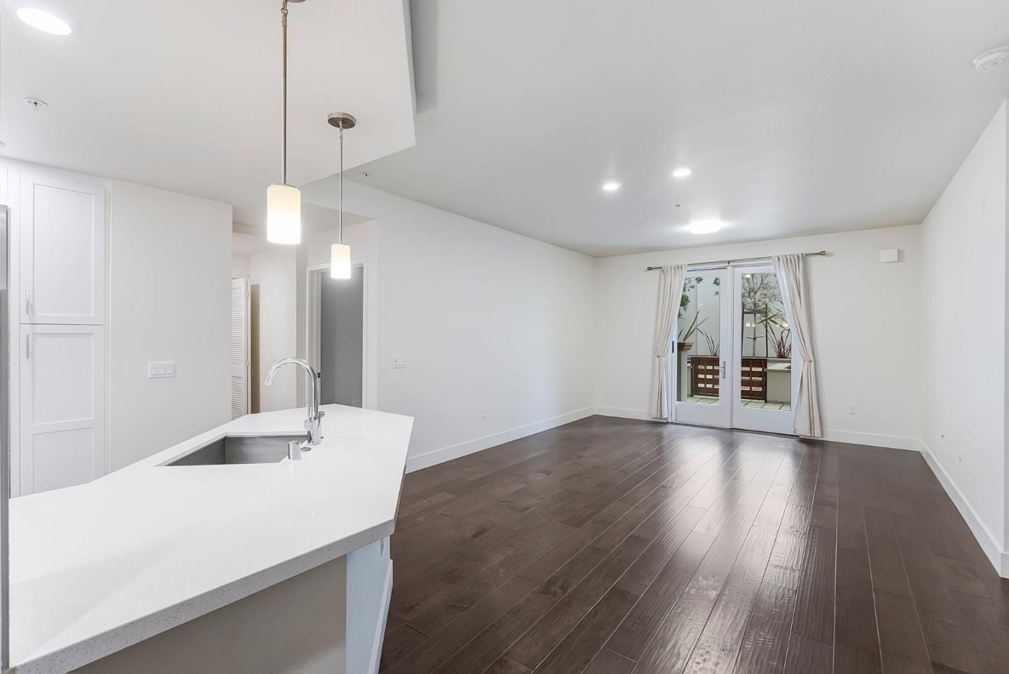 657 Walnut ST 339