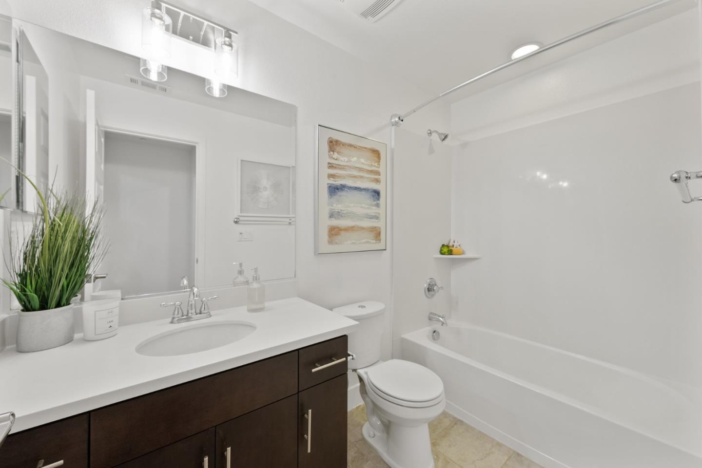 467 Landeros DR