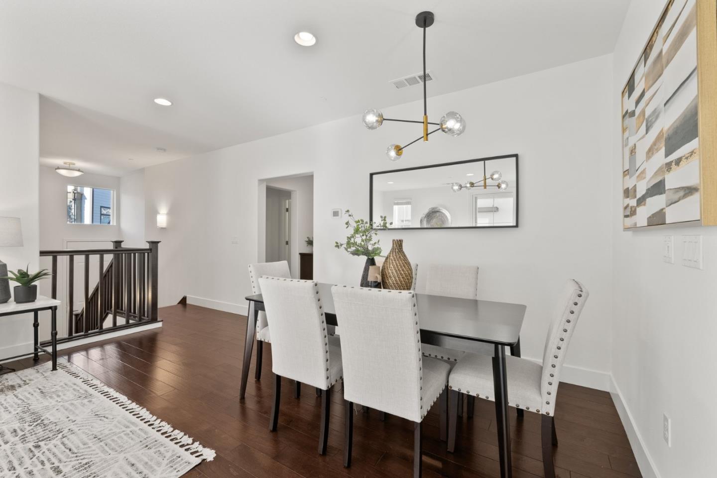 467 Landeros DR
