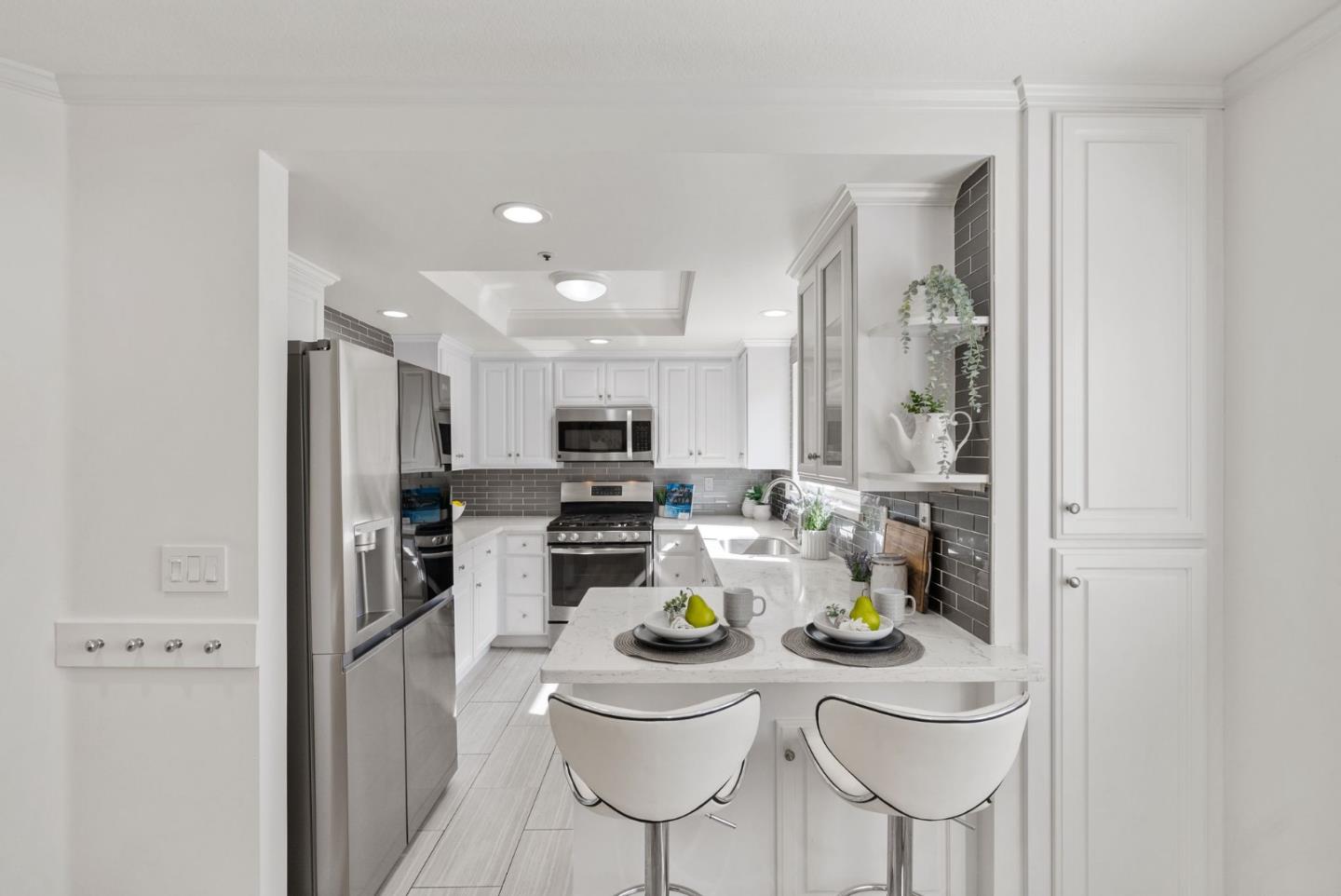 130 Cityhomes LN