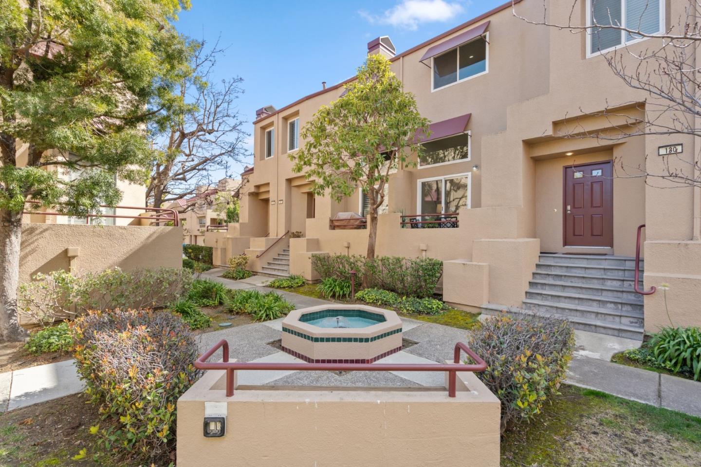 130 Cityhomes LN