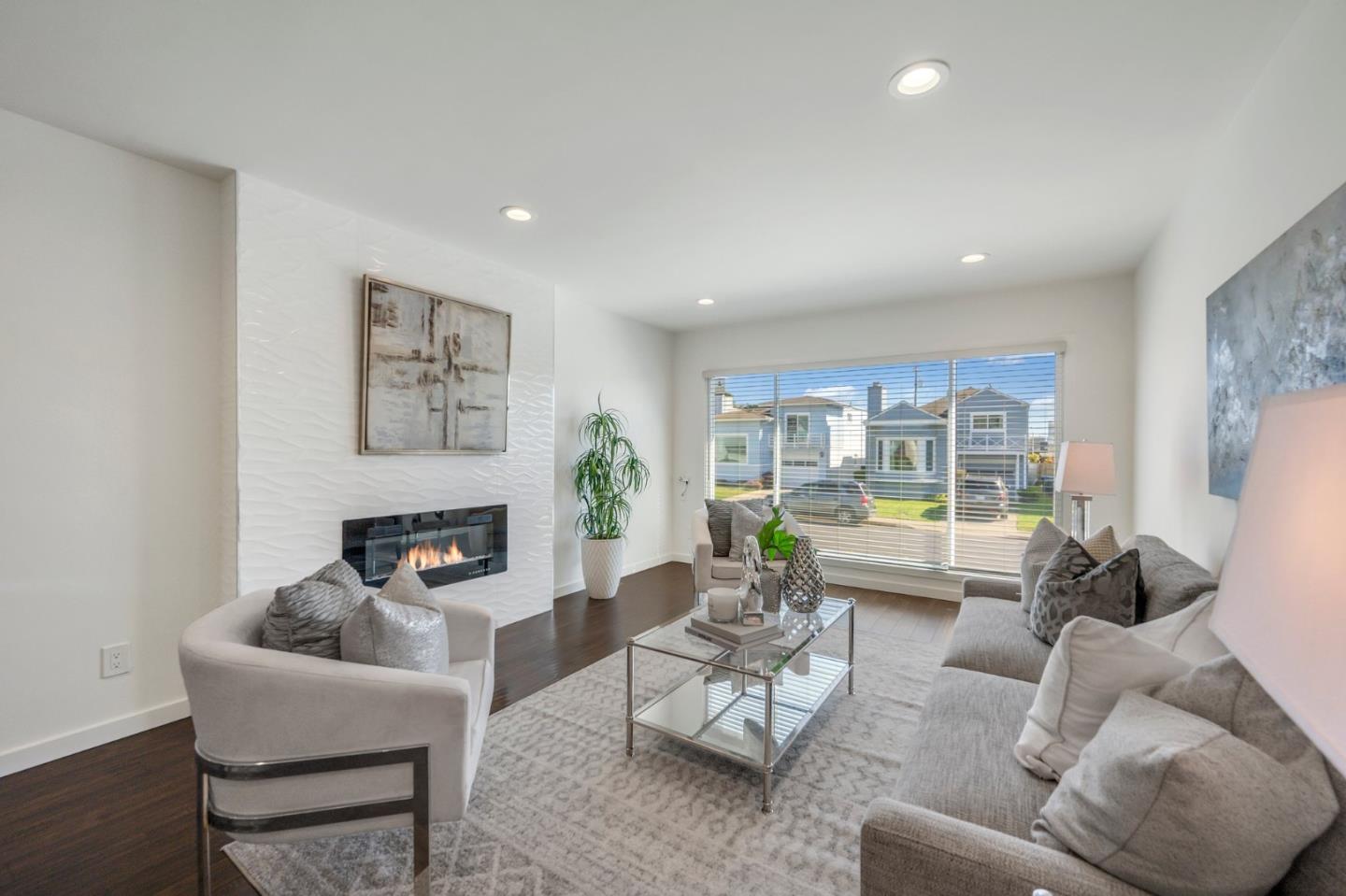 75 Garden Grove DR