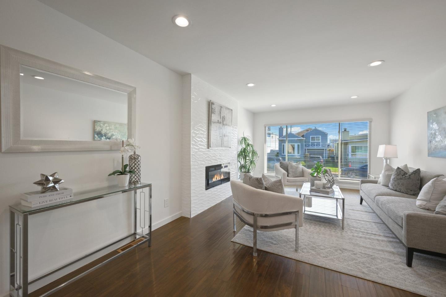 75 Garden Grove DR