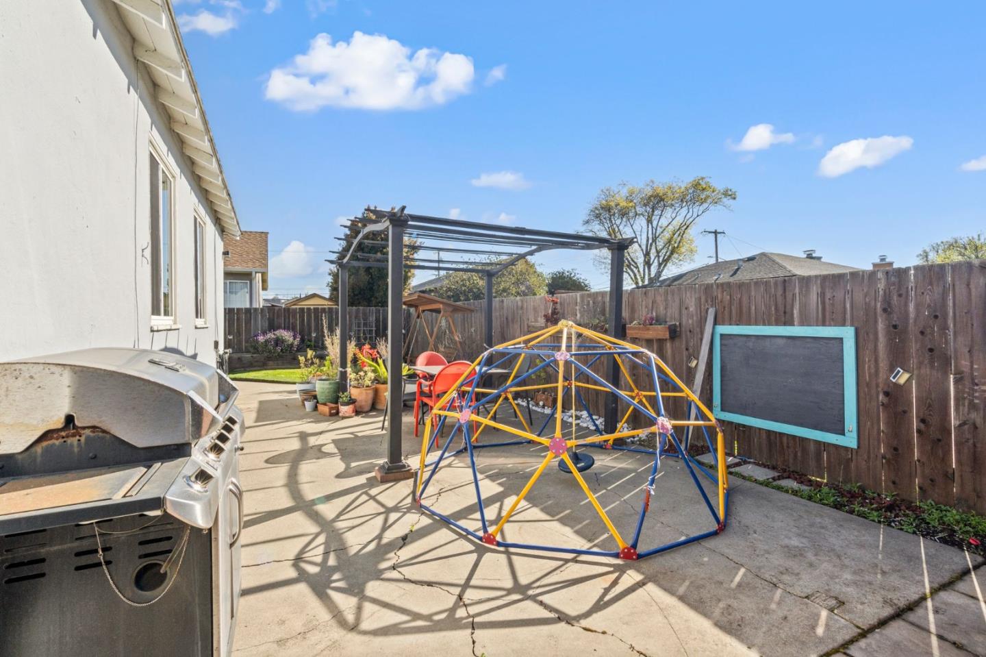 1008 Indian AVE
