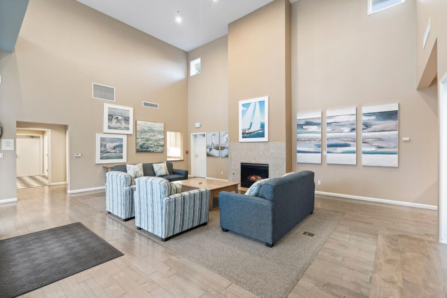 860 Meridian Bay LN 323