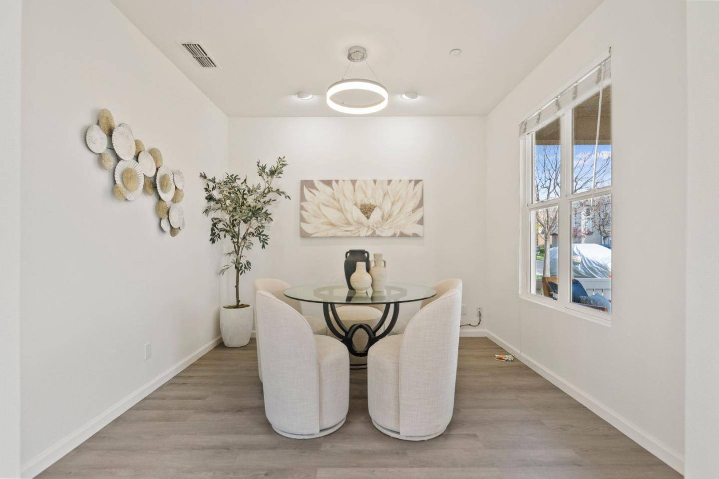 1133 Wayne WAY