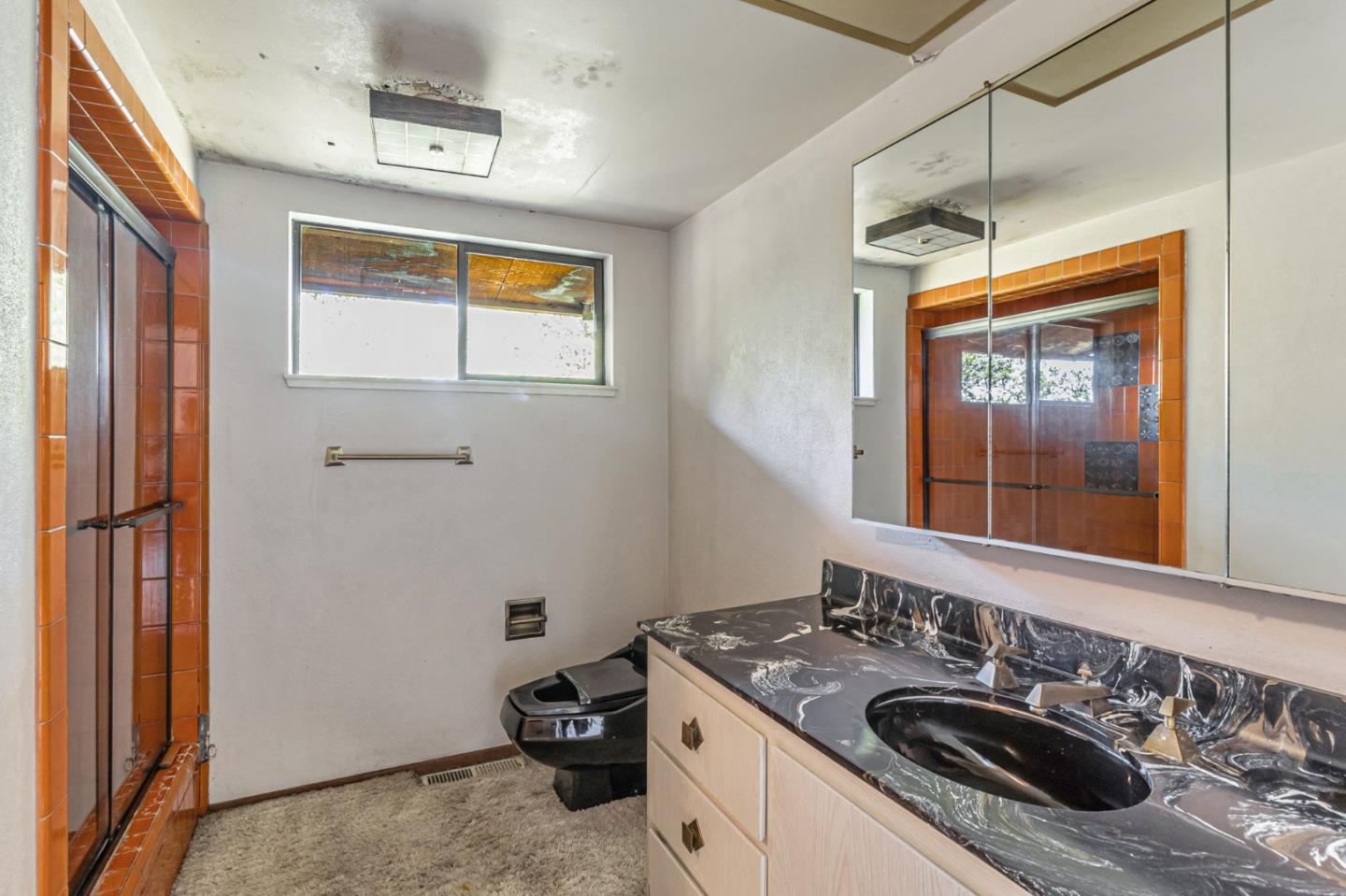 951 Laurel Glen DR