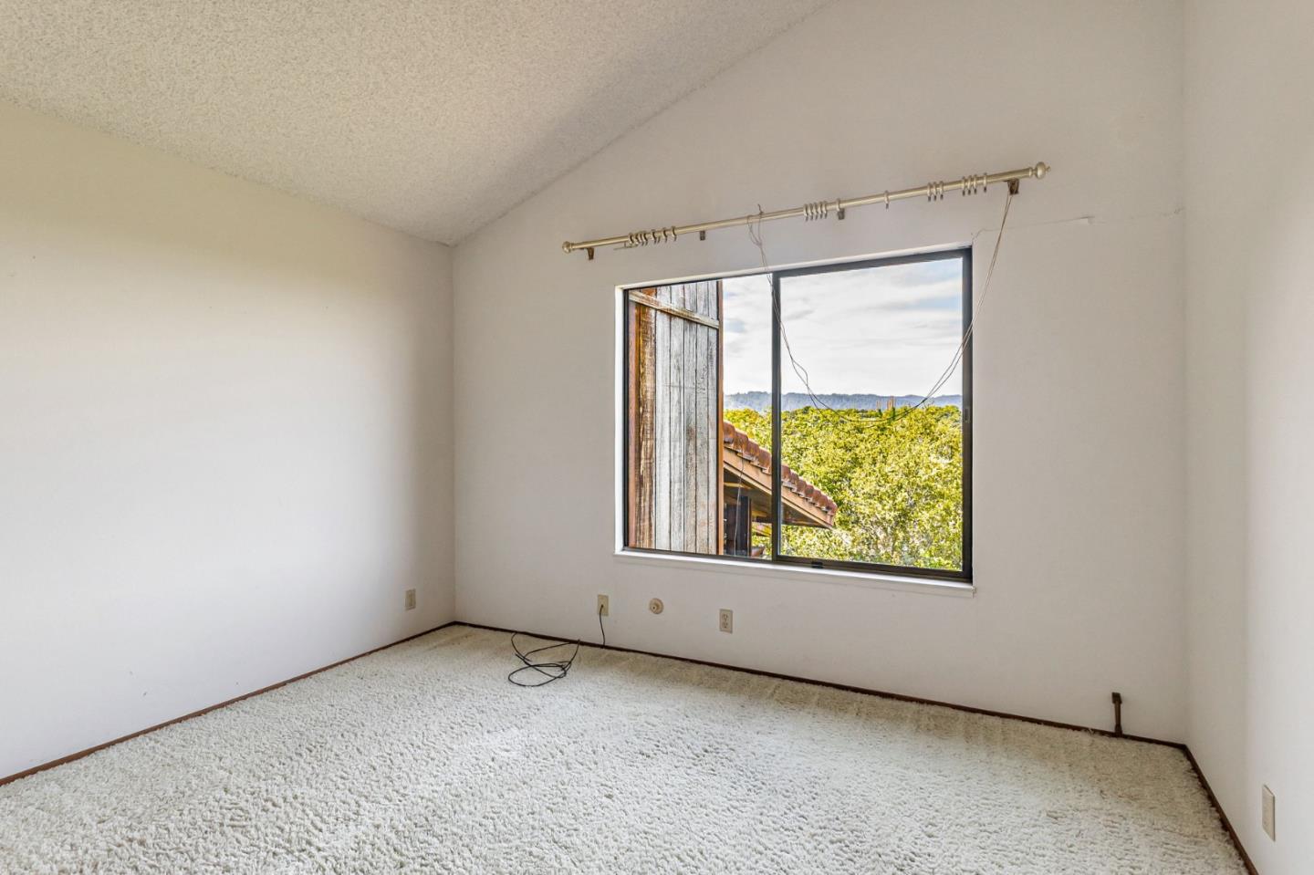 951 Laurel Glen DR