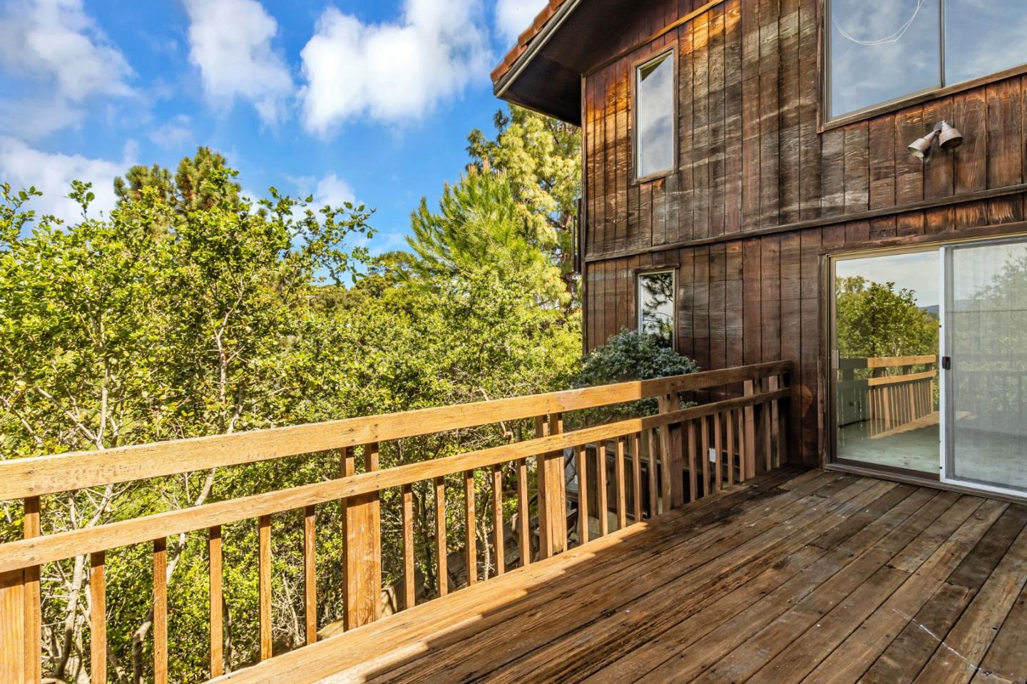 951 Laurel Glen DR