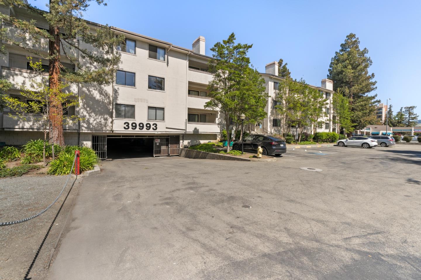 39993 BLVD 310