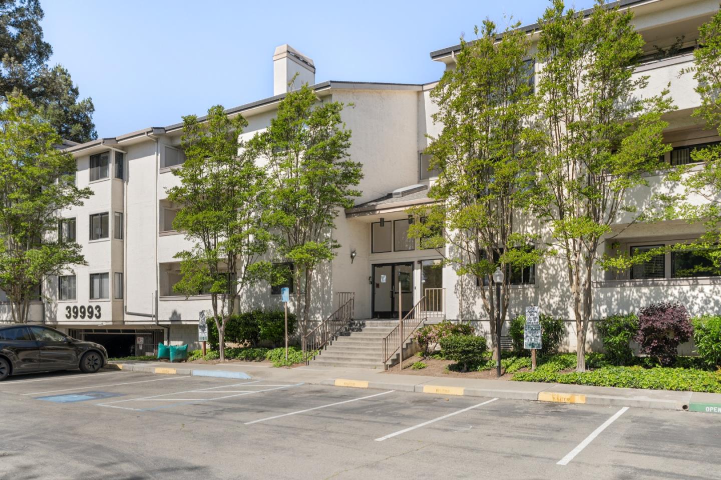 39993 BLVD 310
