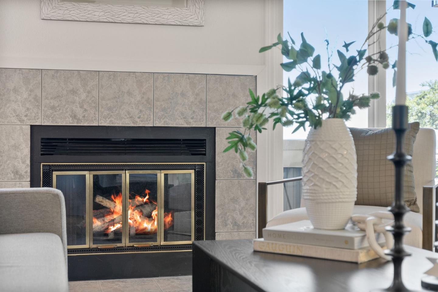 156 Treeview DR
