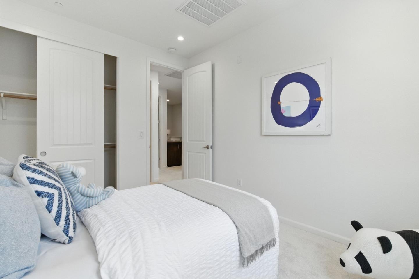 39855 Pelton Terrace