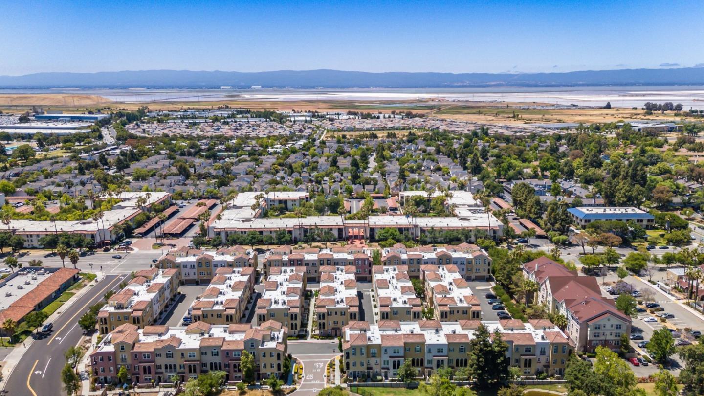 39855 Pelton Terrace