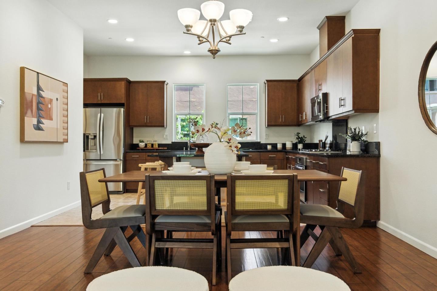 39855 Pelton Terrace