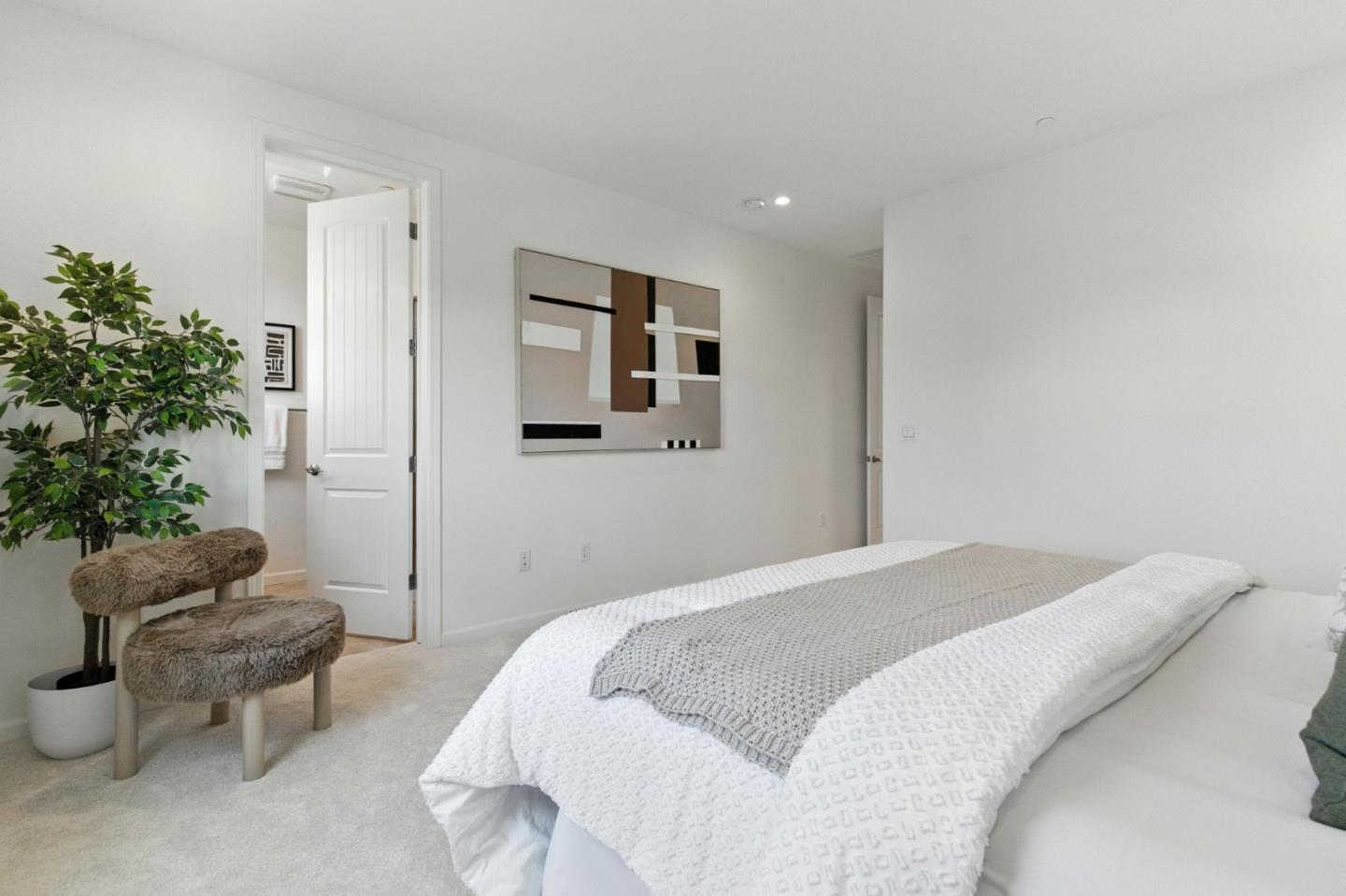 39855 Pelton Terrace