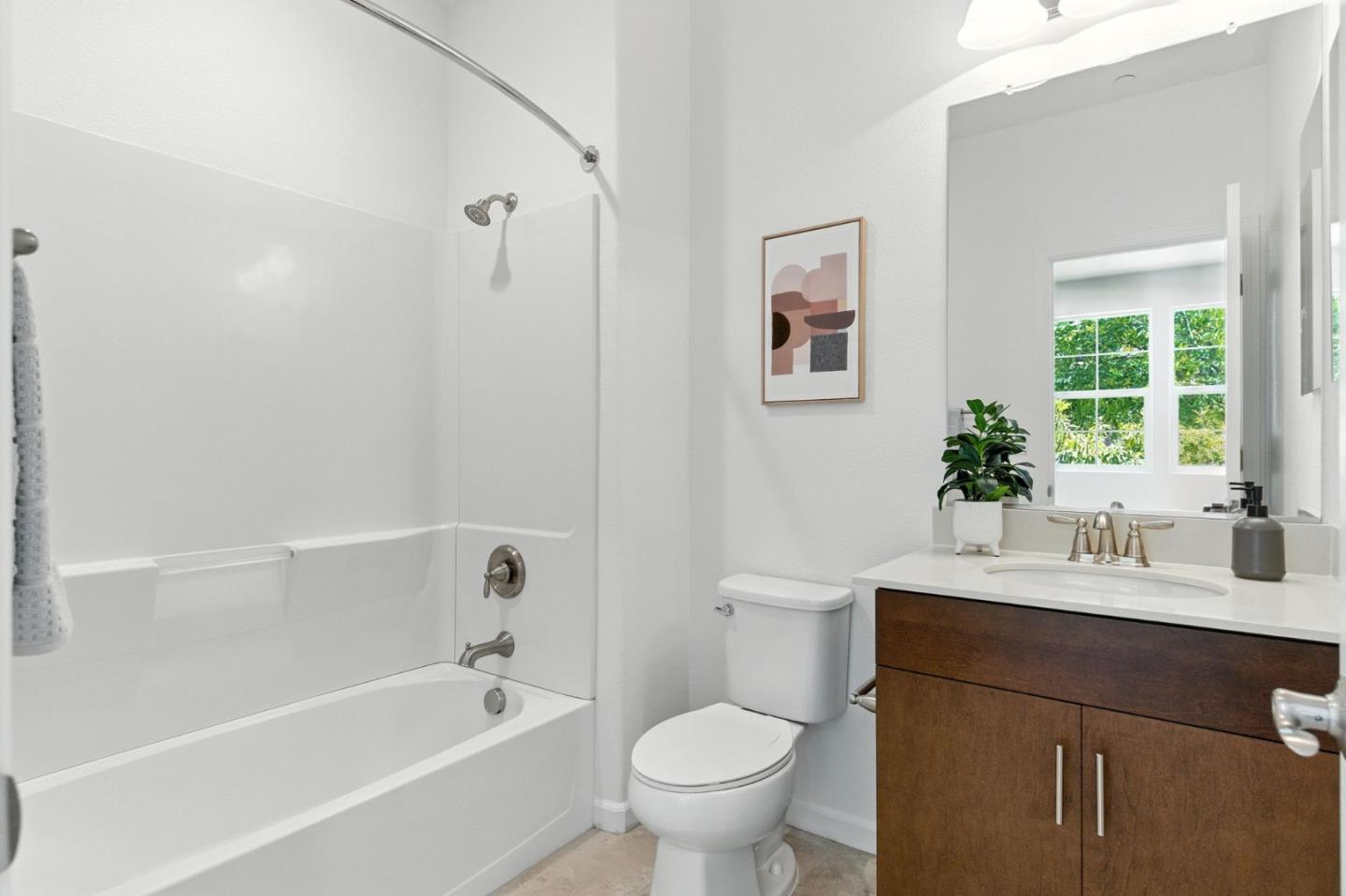 39855 Pelton Terrace