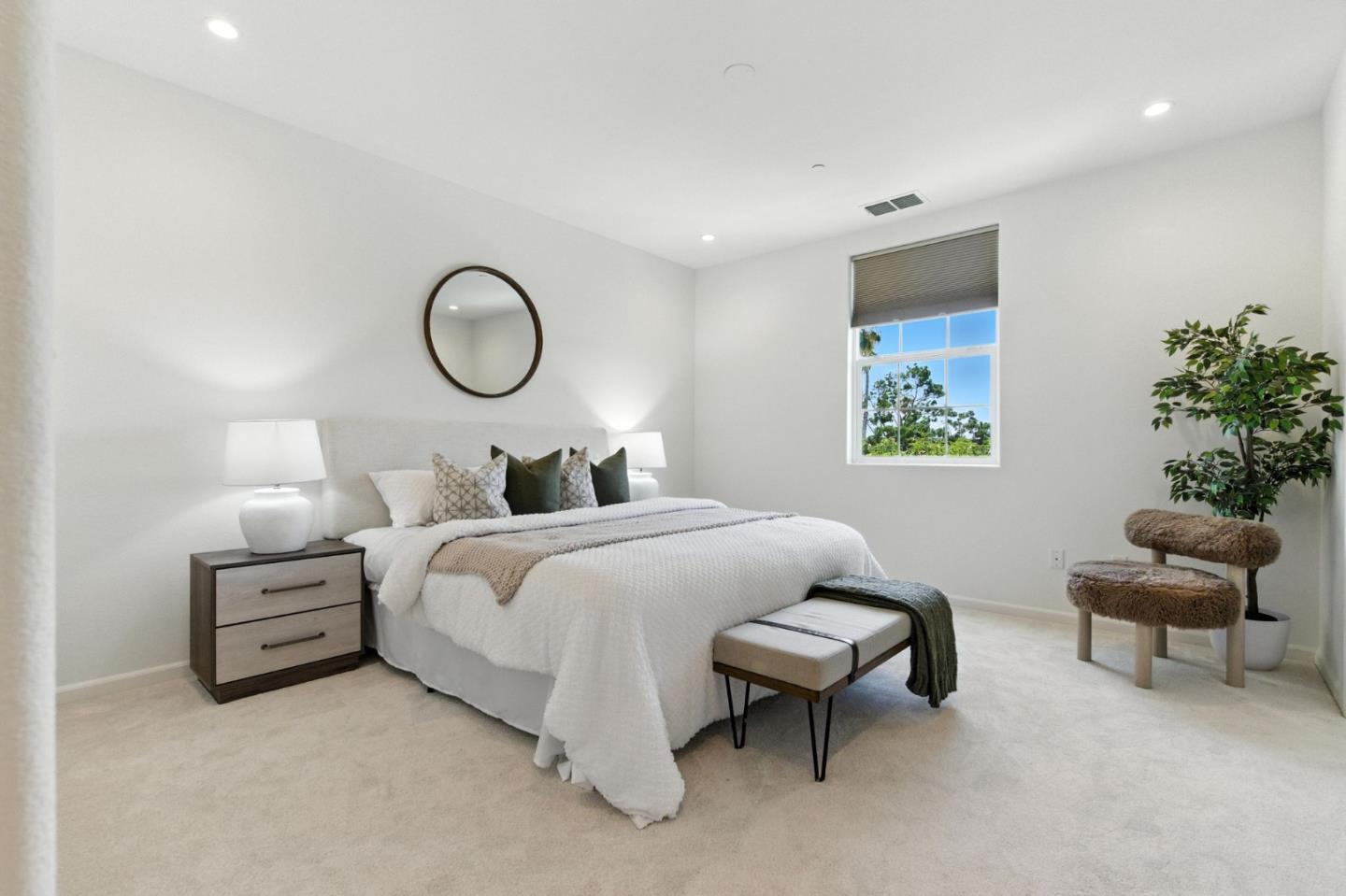 39855 Pelton Terrace