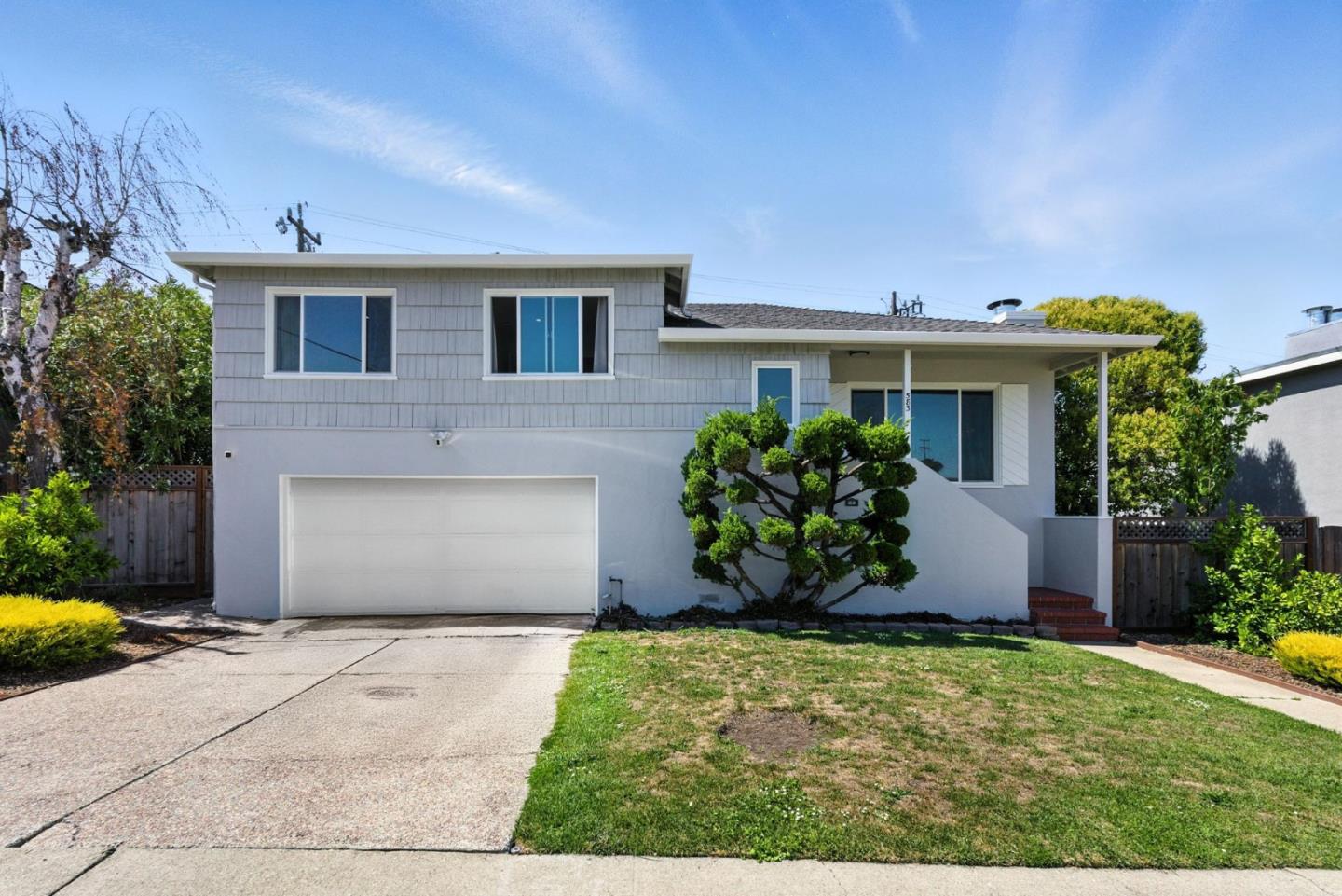 583 Hawthorne Avenue