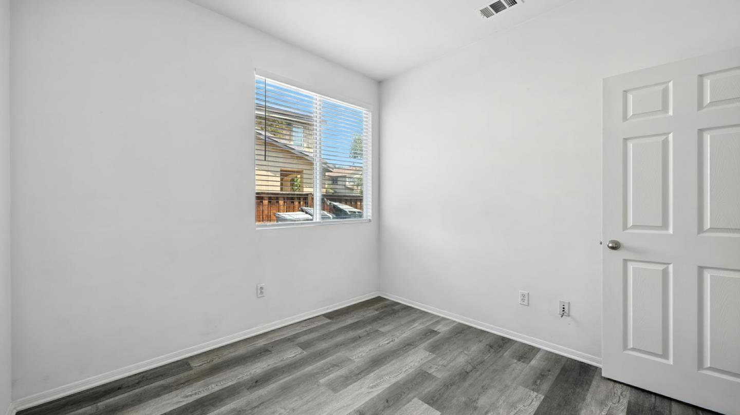 1553 Coldridge Circle