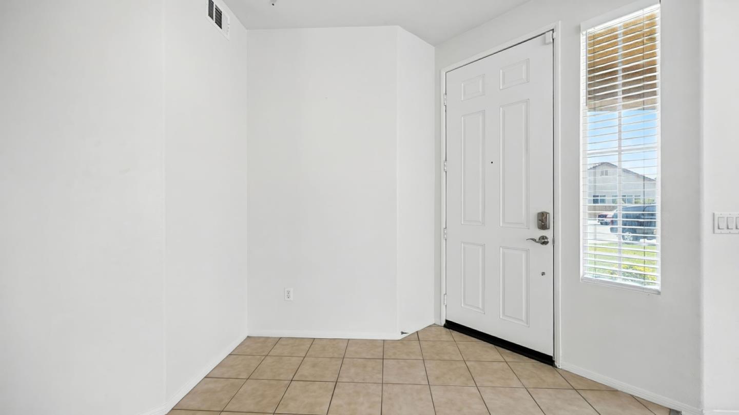 1553 Coldridge Circle